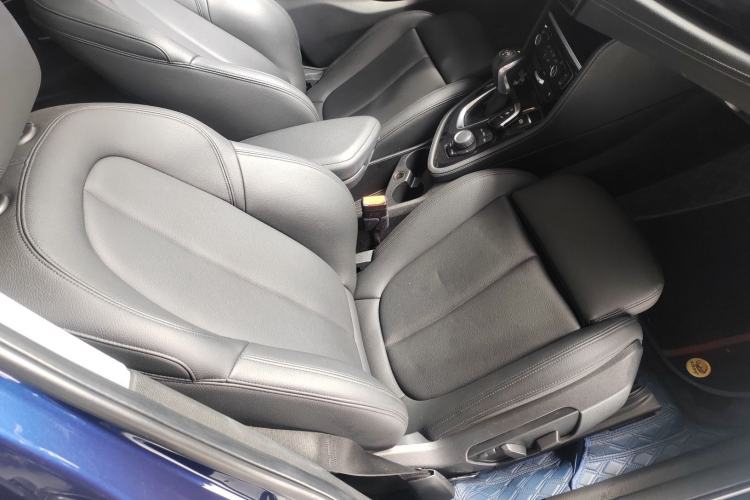 Used BMW 2 Series Gran Tourer 2015 218i Sports Design Package Right Front Seat