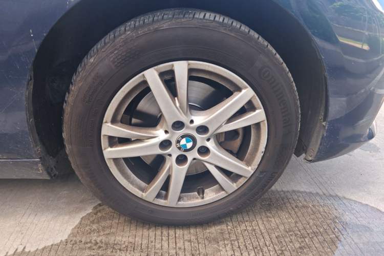 Used BMW 2 Series Gran Tourer 2015 218i Leading Model Right Front Wheel Hub