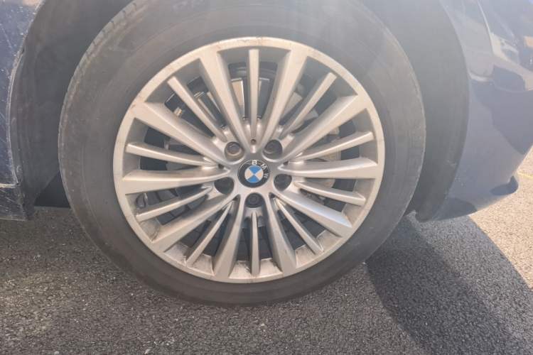 Used BMW 2 Series Gran Tourer 2015 218i Leading Model Right Front Wheel Hub