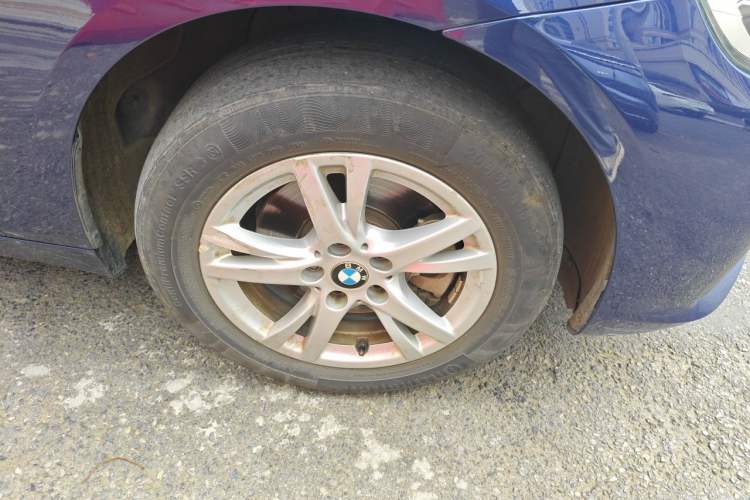 Used BMW 2 Series Gran Tourer 2015 218i Leading Model Right Front Wheel Hub