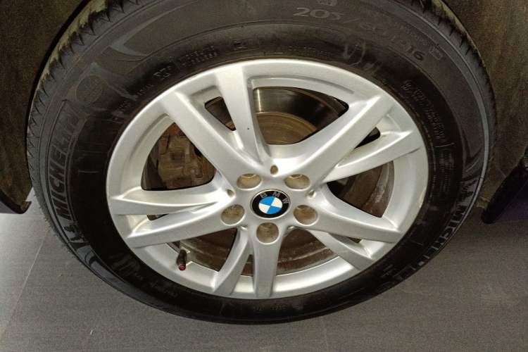 Used BMW 2 Series Gran Tourer 2015 218i Leading Model Right Rear Wheel Hub
