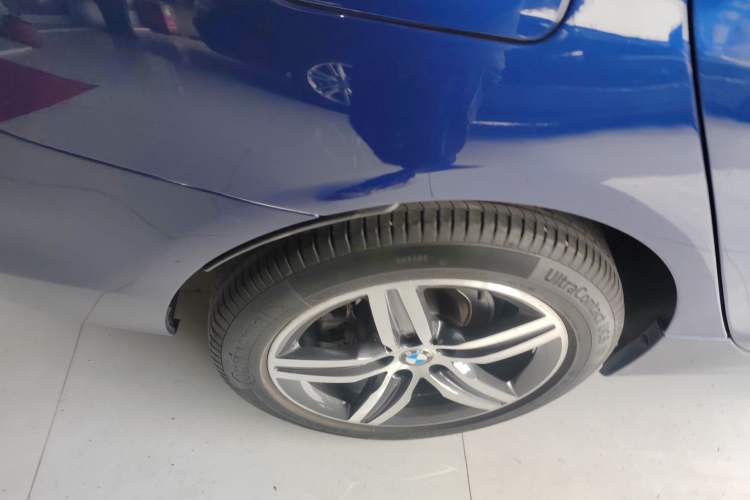 Used BMW 2 Series Gran Tourer 2015 218i Sports Design Package Right Rear Wheel Hub