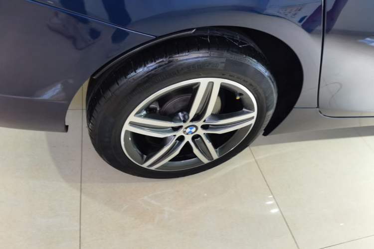 Used BMW 2 Series Gran Tourer 2015 218i Sports Design Package Right Rear Wheel Hub