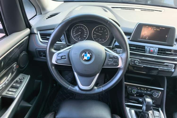 Used BMW 2 Series Gran Tourer 2015 218i Sports Design Package Steering Wheel
