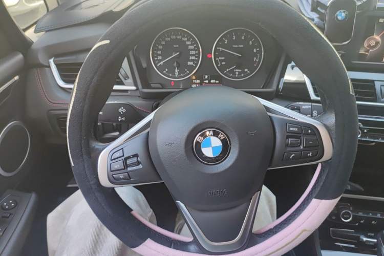 Used BMW 2 Series Gran Tourer 2015 218i Sports Design Package Steering Wheel