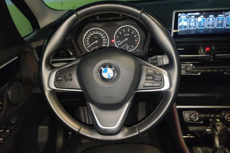 Used BMW 2 Series Gran Tourer 2015 218i Sports Design Package Steering Wheel