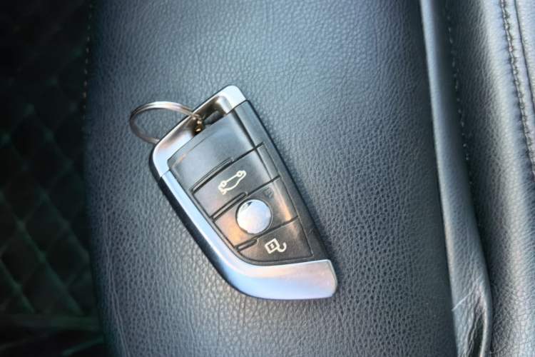 Used BMW 2 Series Gran Tourer 2015 218i Sports Design Package Vehicle Key