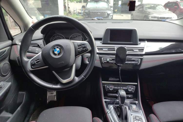 Used BMW 2 Series Gran Tourer 2015 218i Sports Design Package Center Console