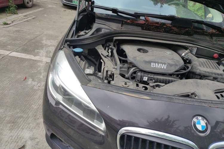 Used BMW 2 Series Gran Tourer 2015 218i Sports Design Package Engine Bay Right
