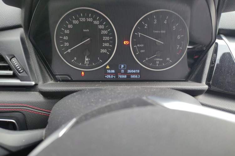 Used BMW 2 Series Gran Tourer 2015 218i Sports Design Package Odometer Close Up