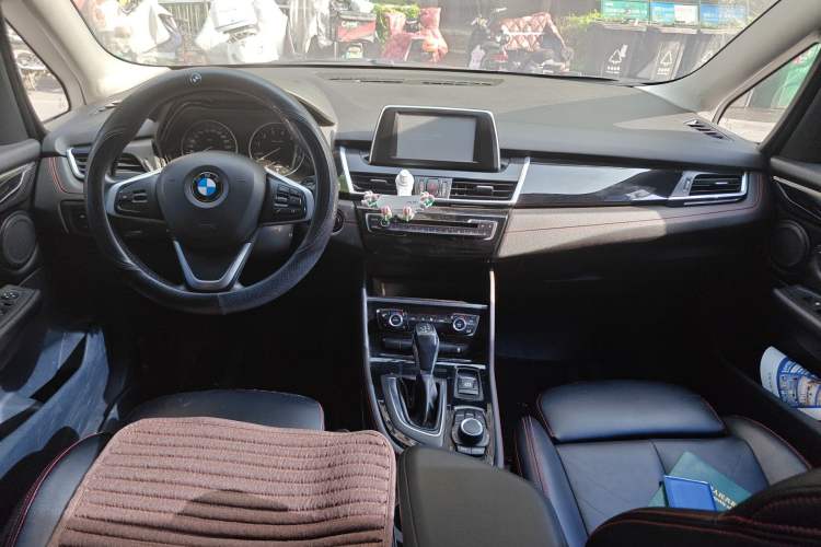 Used BMW 2 Series Gran Tourer 2015 218i Sports Design Package Center Console