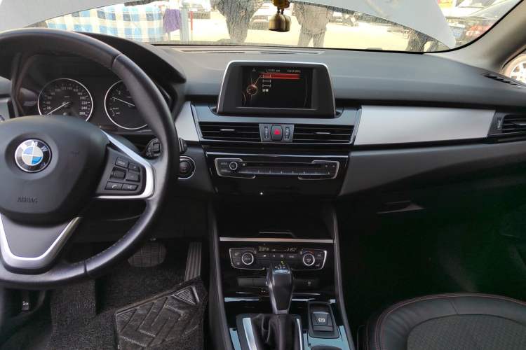 Used BMW 2 Series Gran Tourer 2015 218i Leading Model Audio And AC Panel