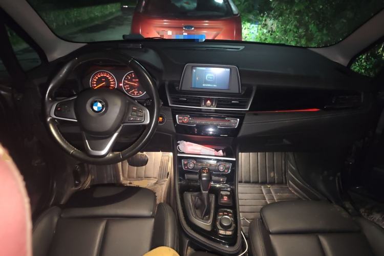 Used BMW 2 Series Gran Tourer 2015 218i Sports Design Package Center Console