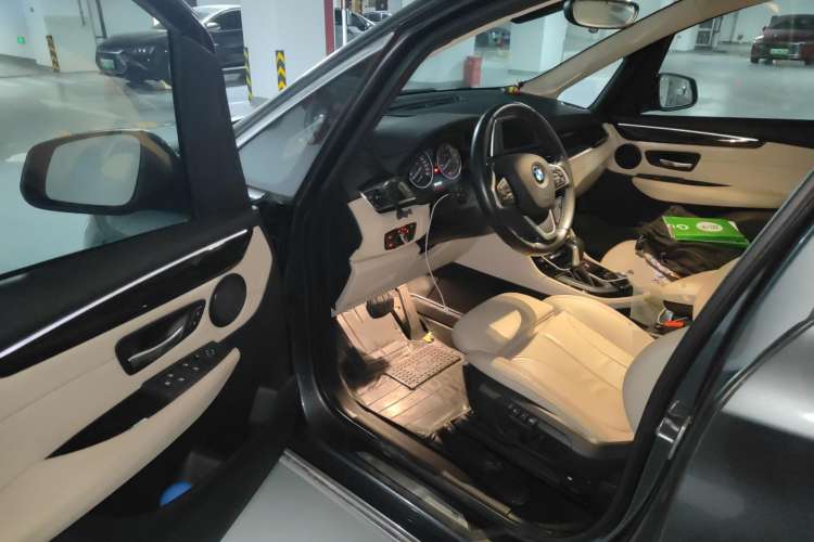 Used BMW 2 Series Gran Tourer 2015 218i Sports Design Package Driver Seat