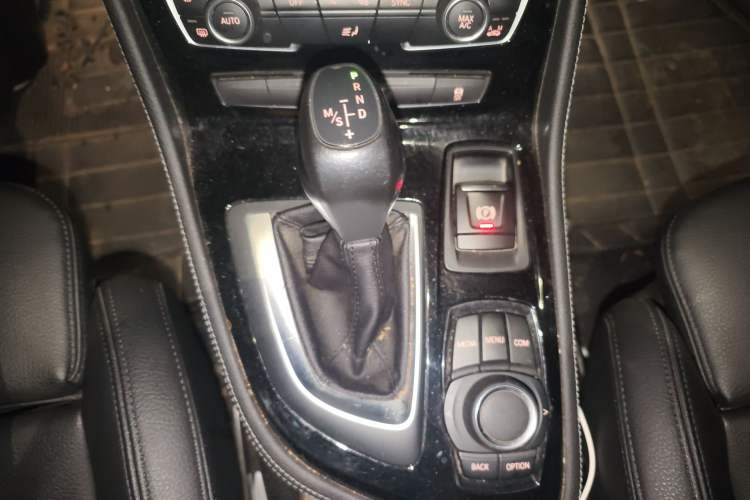 Used BMW 2 Series Gran Tourer 2015 218i Sports Design Package Gear Lever