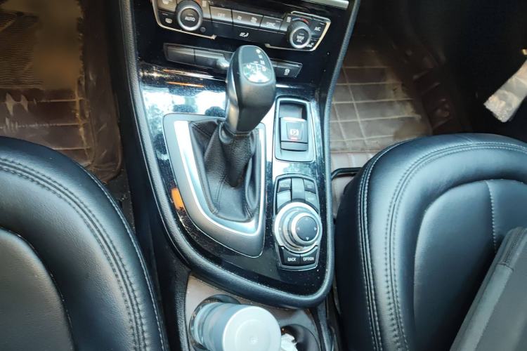 Used BMW 2 Series Gran Tourer 2015 218i Leading Model Gear Lever