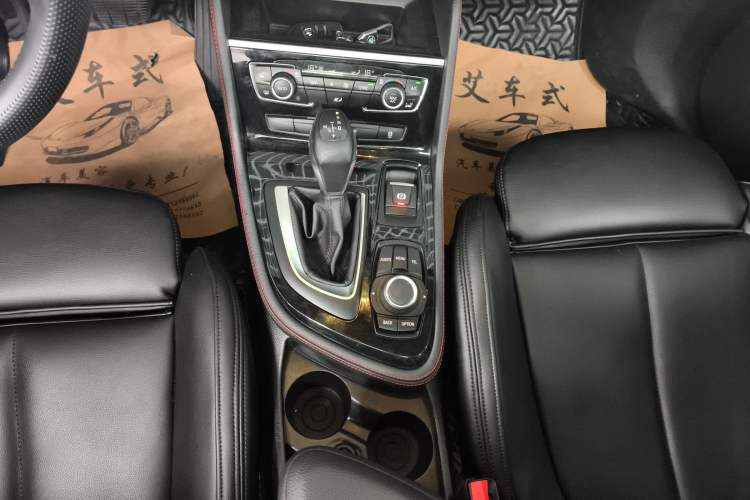 Used BMW 2 Series Gran Tourer 2015 218i Sports Design Package Gear Lever