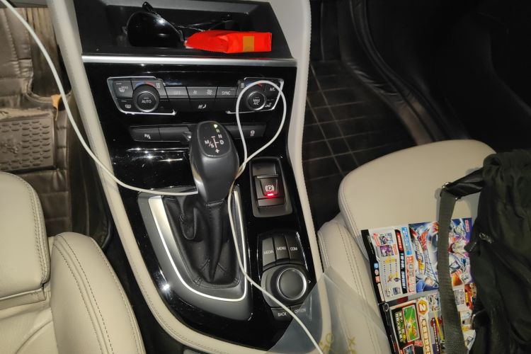 Used BMW 2 Series Gran Tourer 2015 218i Sports Design Package Gear Lever