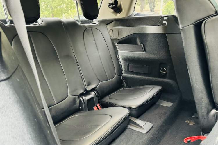 Used BMW 2 Series Gran Tourer 2015 218i Sports Design Package Interior 11