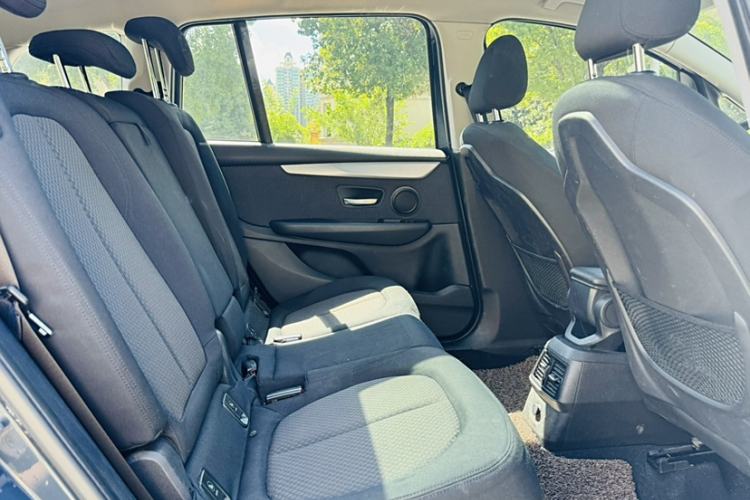 Used BMW 2 Series Gran Tourer 2015 218i Leading Model Interior 6
