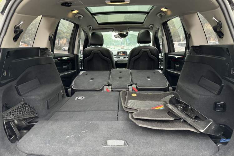 Used BMW 2 Series Gran Tourer 2015 218i Sports Design Package Interior 9