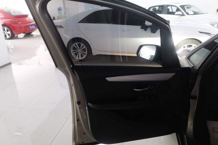 Used BMW 2 Series Gran Tourer 2015 218i Leading Model Left Front Door Interior