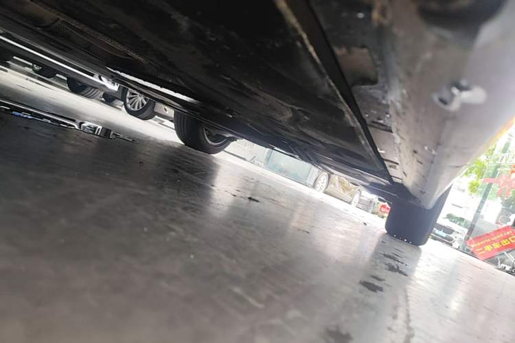 Used BMW 2 Series Gran Tourer 2015 218i Sports Design Package Left Side Sill