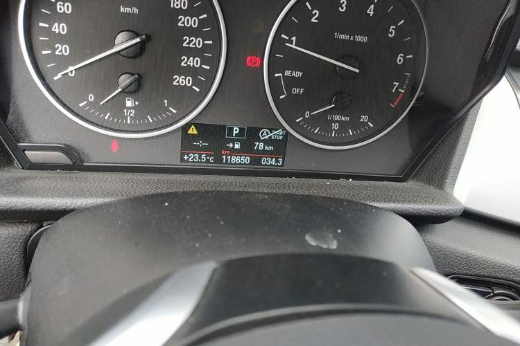 Used BMW 2 Series Gran Tourer 2015 218i Leading Model Odometer Close Up