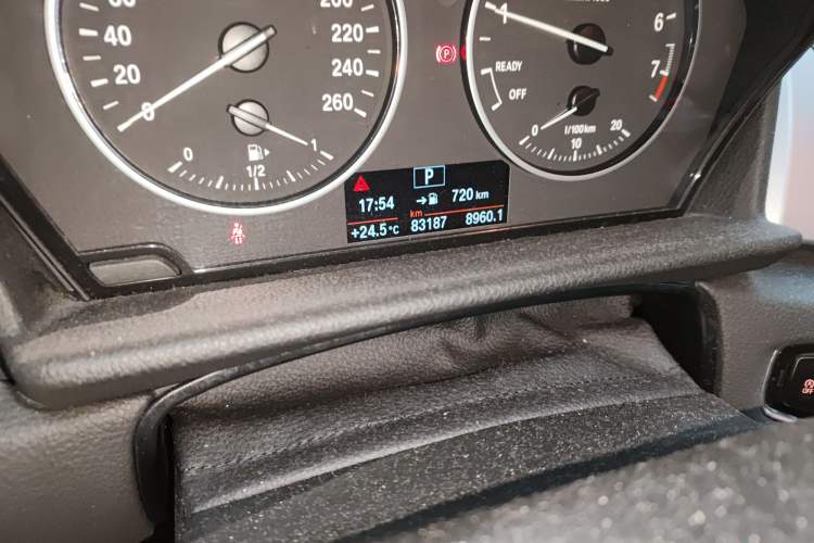 Used BMW 2 Series Gran Tourer 2015 218i Leading Model Odometer Close Up