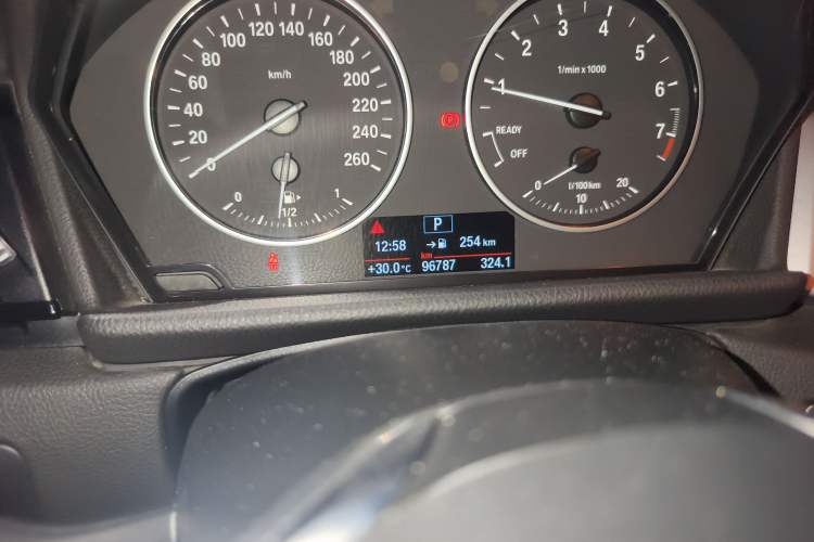 Used BMW 2 Series Gran Tourer 2015 218i Leading Model Odometer Close Up