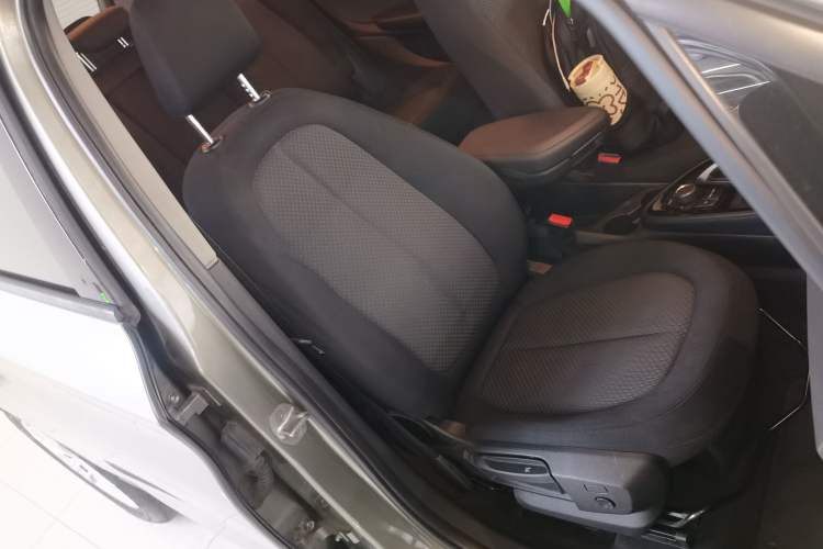 Used BMW 2 Series Gran Tourer 2015 218i Leading Model Right Front Seat
