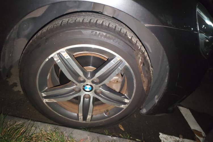 Used BMW 2 Series Gran Tourer 2015 218i Sports Design Package Right Front Wheel Hub