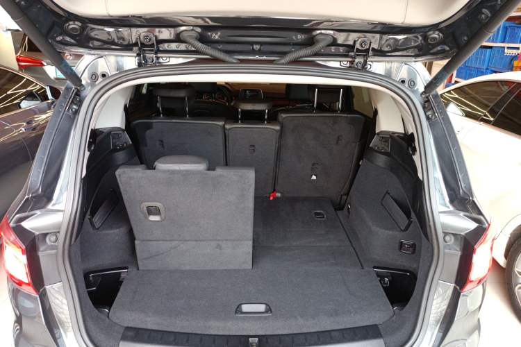 Used BMW 2 Series Gran Tourer 2015 218i Sports Design Package Trunk