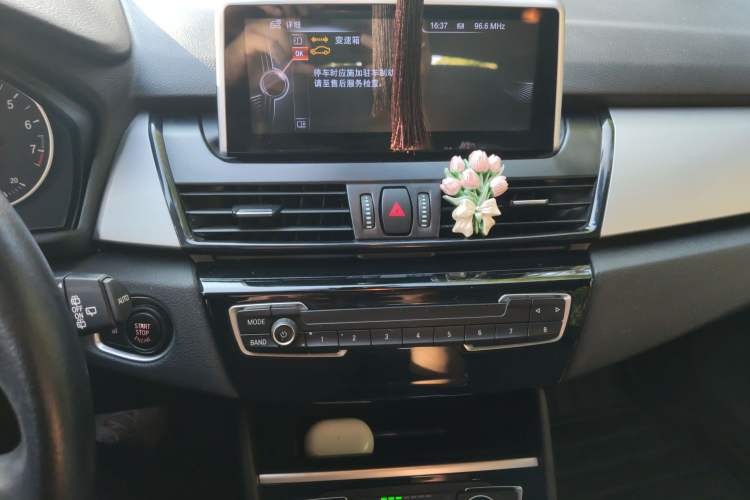 Used BMW 2 Series Gran Tourer 2015 218i Leading Model Audio And AC Panel