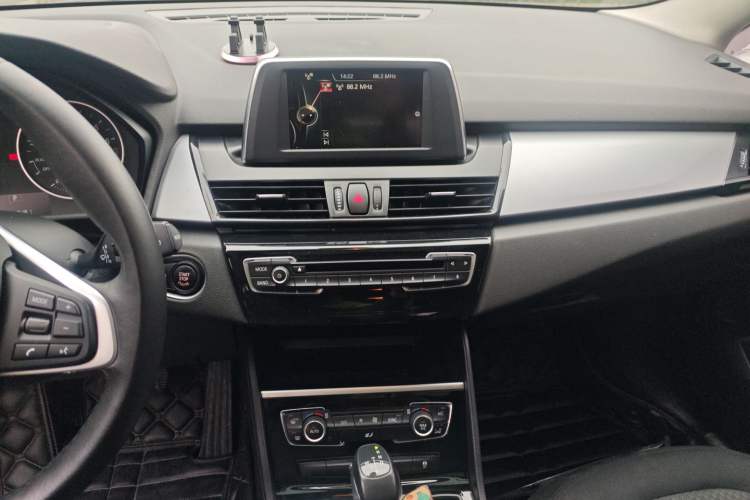 Used BMW 2 Series Gran Tourer 2015 218i Leading Model Audio And AC Panel