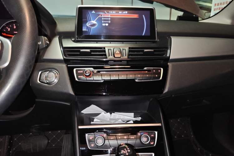 Used BMW 2 Series Gran Tourer 2015 218i Leading Model Audio And AC Panel