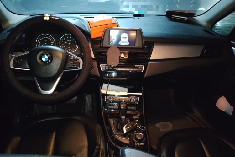 Used BMW 2 Series Gran Tourer 2015 218i Leading Model Center Console