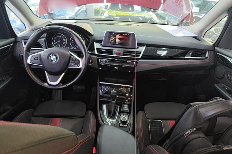 Used BMW 2 Series Gran Tourer 2015 218i Sports Design Package Center Console