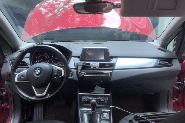 Used BMW 2 Series Gran Tourer 2015 218i Leading Model Center Console