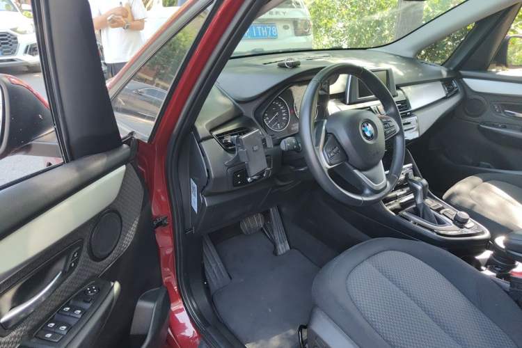 Used BMW 2 Series Gran Tourer 2015 218i Leading Model Driver Seat