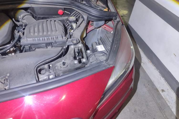 Used BMW 2 Series Gran Tourer 2015 218i Leading Model Engine Bay Left