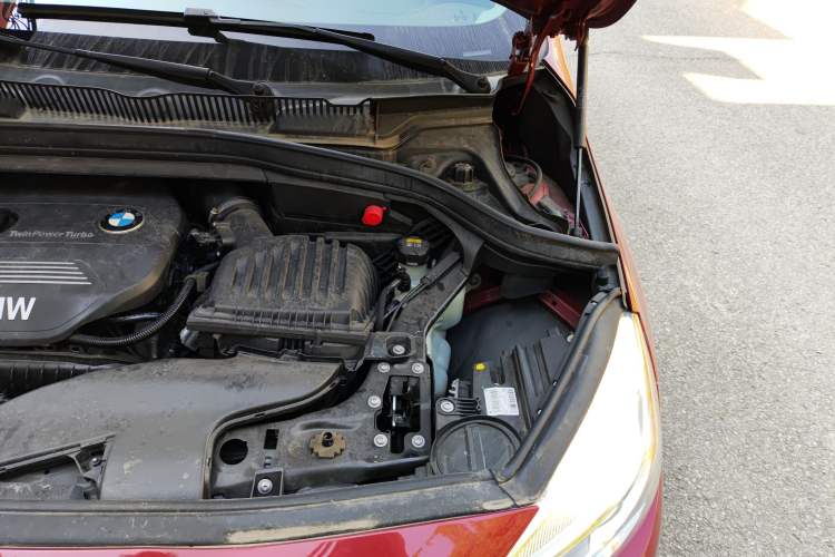 Used BMW 2 Series Gran Tourer 2015 218i Sports Design Package Engine Bay Left