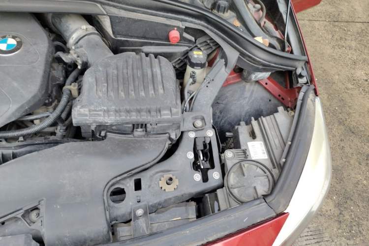 Used BMW 2 Series Gran Tourer 2015 218i Leading Model Engine Bay Left