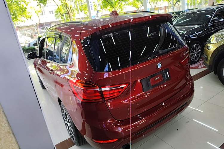 Used BMW 2 Series Gran Tourer 2015 218i Sports Design Package Exterior 2