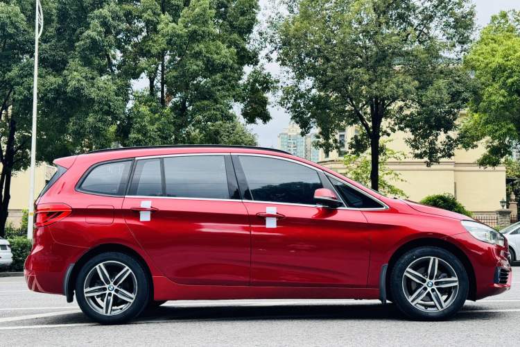 Used BMW 2 Series Gran Tourer 2015 218i Sports Design Package Exterior 3
