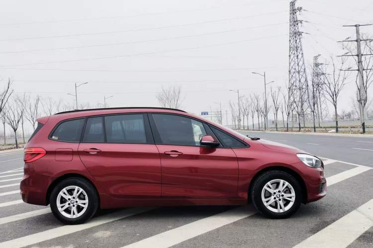 Used BMW 2 Series Gran Tourer 2015 218i Leading Model Exterior 4