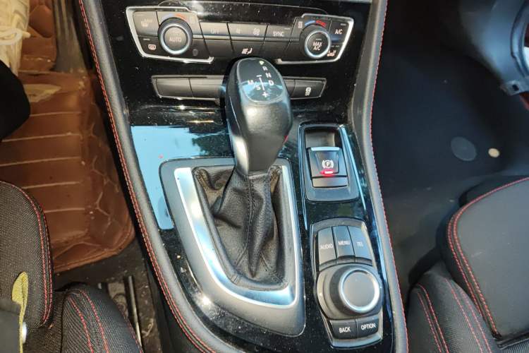 Used BMW 2 Series Gran Tourer 2015 218i Sports Design Package Gear Lever