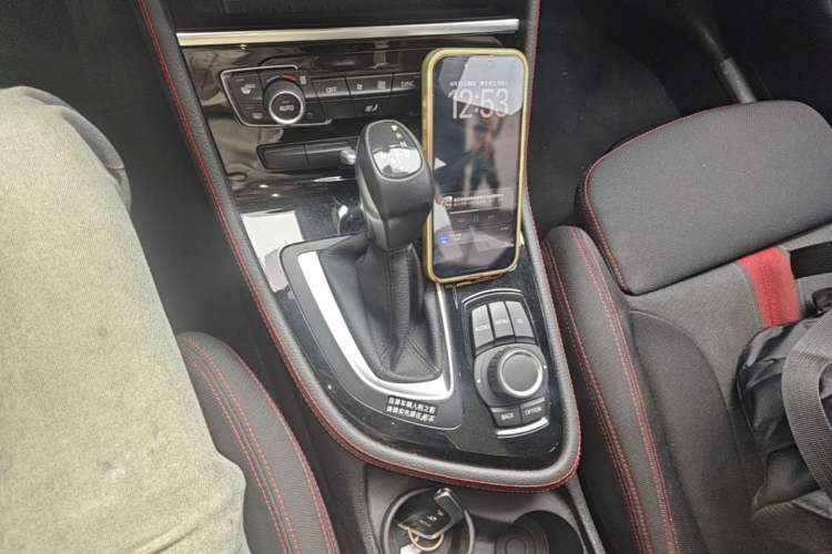 Used BMW 2 Series Gran Tourer 2015 218i Sports Design Package Gear Lever