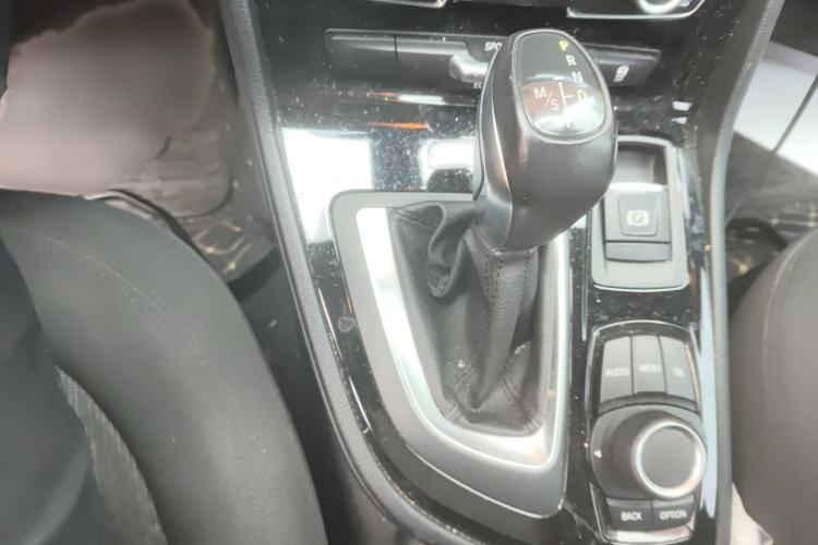 Used BMW 2 Series Gran Tourer 2015 218i Leading Model Gear Lever
