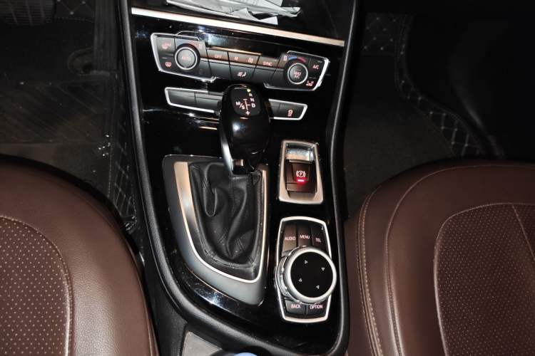 Used BMW 2 Series Gran Tourer 2015 218i Leading Model Gear Lever